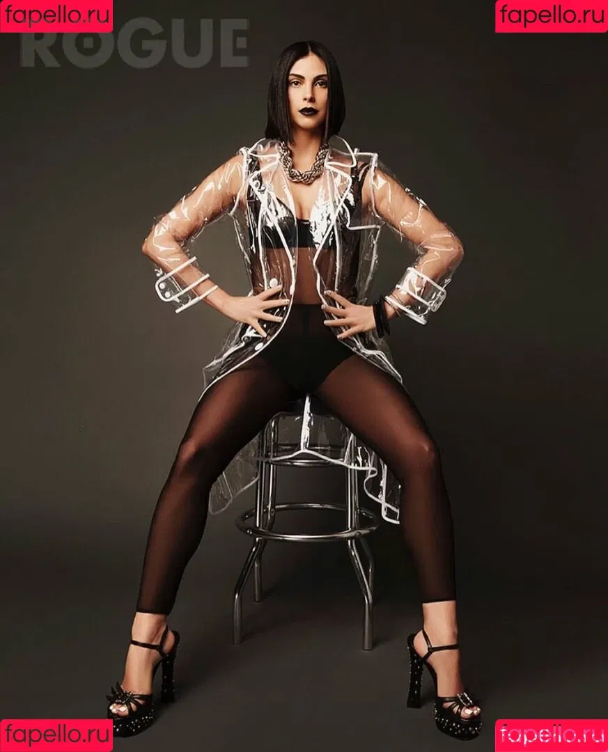 Morena Baccarin Onlyfans Photo Gallery 