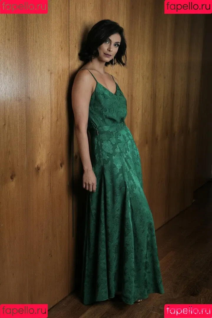 Morena Baccarin Onlyfans Photo Gallery 