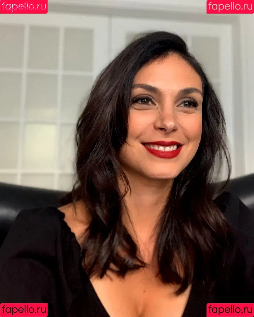 Morena Baccarin Onlyfans Photo Gallery 
