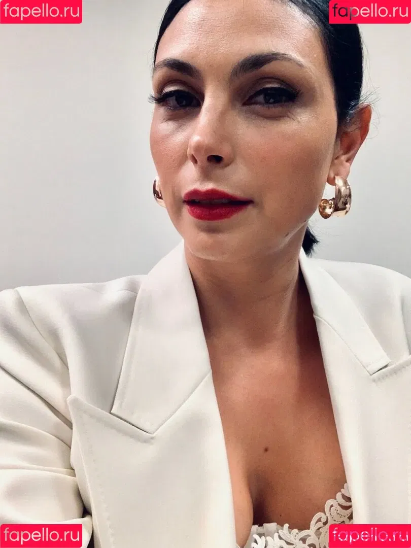 Morena Baccarin Onlyfans Photo Gallery 