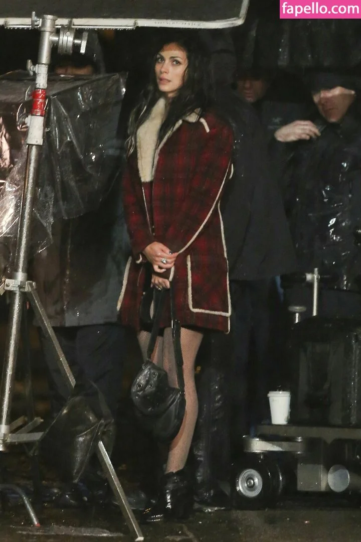 Morena Baccarin Onlyfans Photo Gallery 