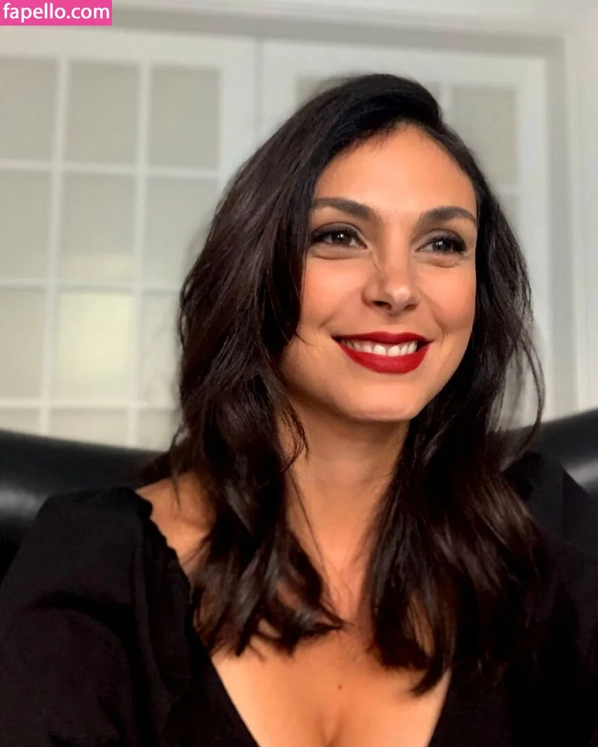 Morena Baccarin Onlyfans Photo Gallery 