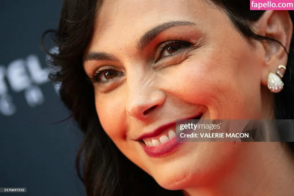 Morena Baccarin Onlyfans Photo Gallery 