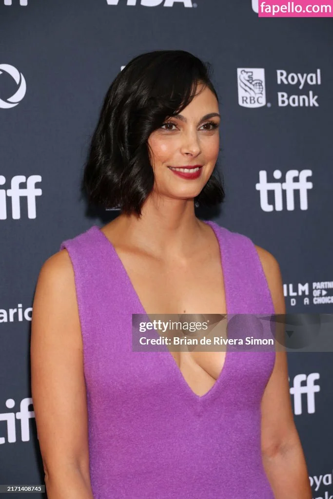 Morena Baccarin Onlyfans Photo Gallery 