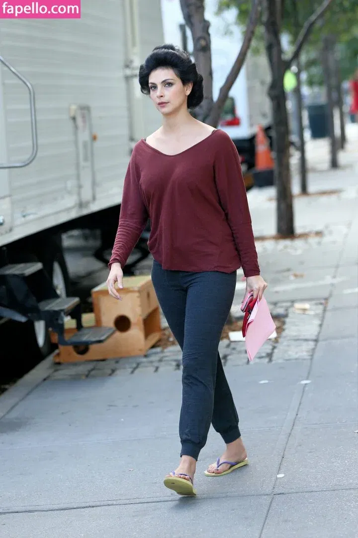 Morena Baccarin Onlyfans Photo Gallery 