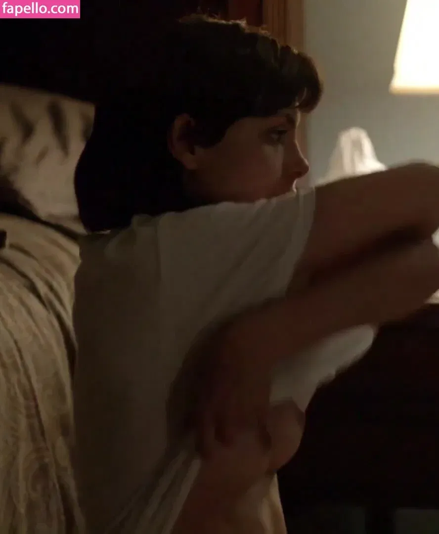 Morena Baccarin Onlyfans Photo Gallery 