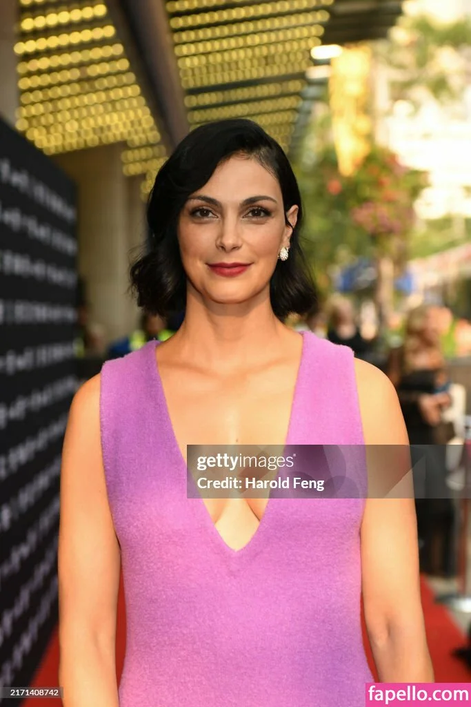 Morena Baccarin Onlyfans Photo Gallery 