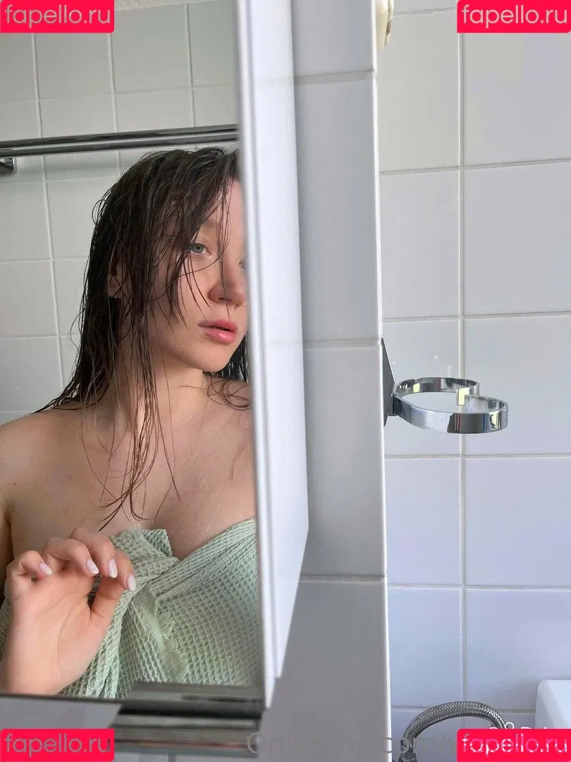 lilly_lil Onlyfans Photo Gallery 