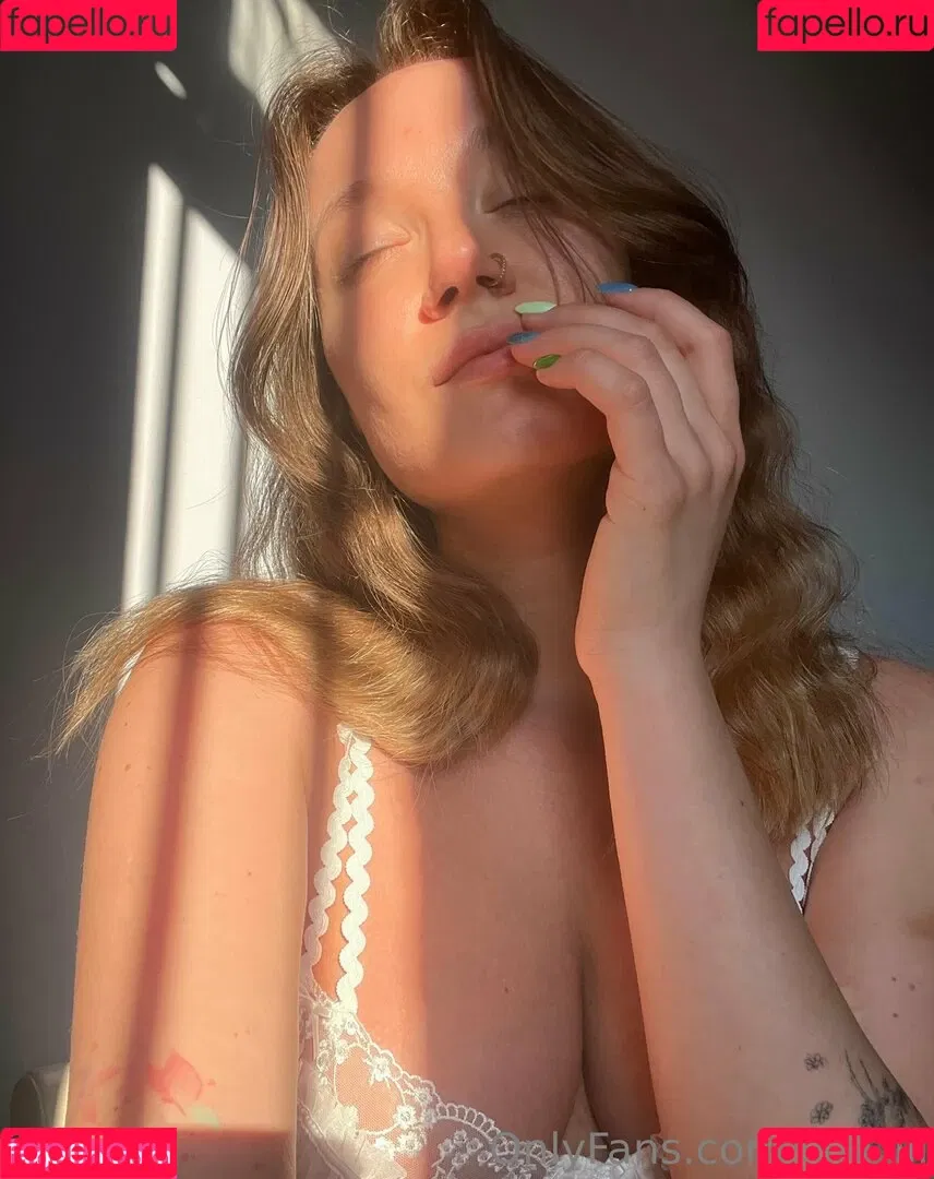 lilly_lil Onlyfans Photo Gallery 
