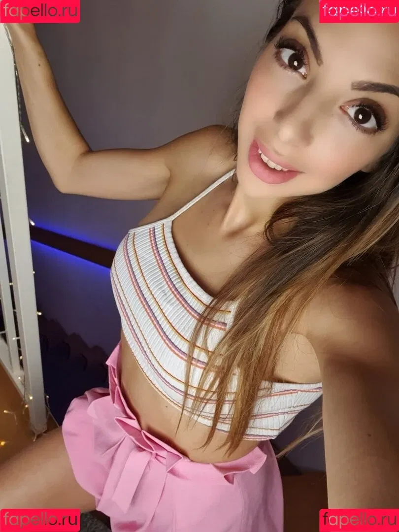 lilly_lil Onlyfans Photo Gallery 