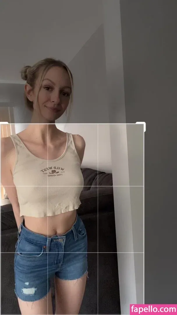 lilly_lil Onlyfans Photo Gallery 