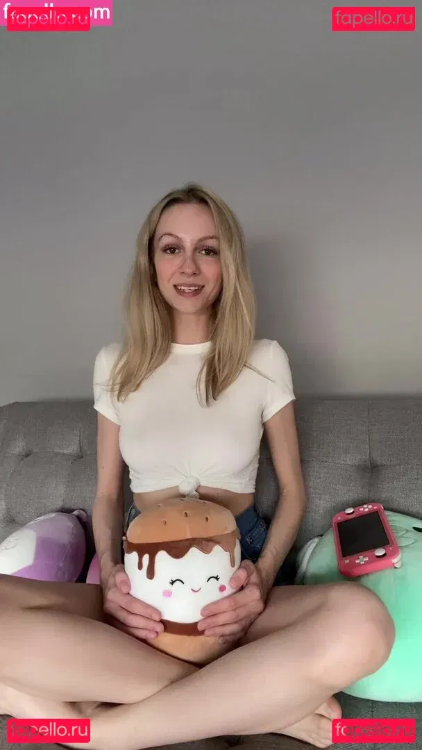 lilly_lil Onlyfans Photo Gallery 