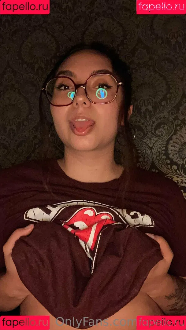 lilybest Onlyfans Photo Gallery 