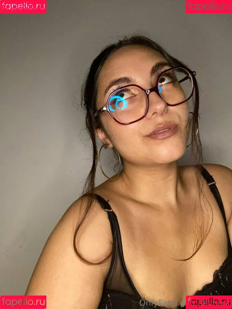 lilybest Onlyfans Photo Gallery 