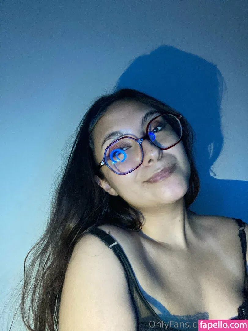 lilybest Onlyfans Photo Gallery 