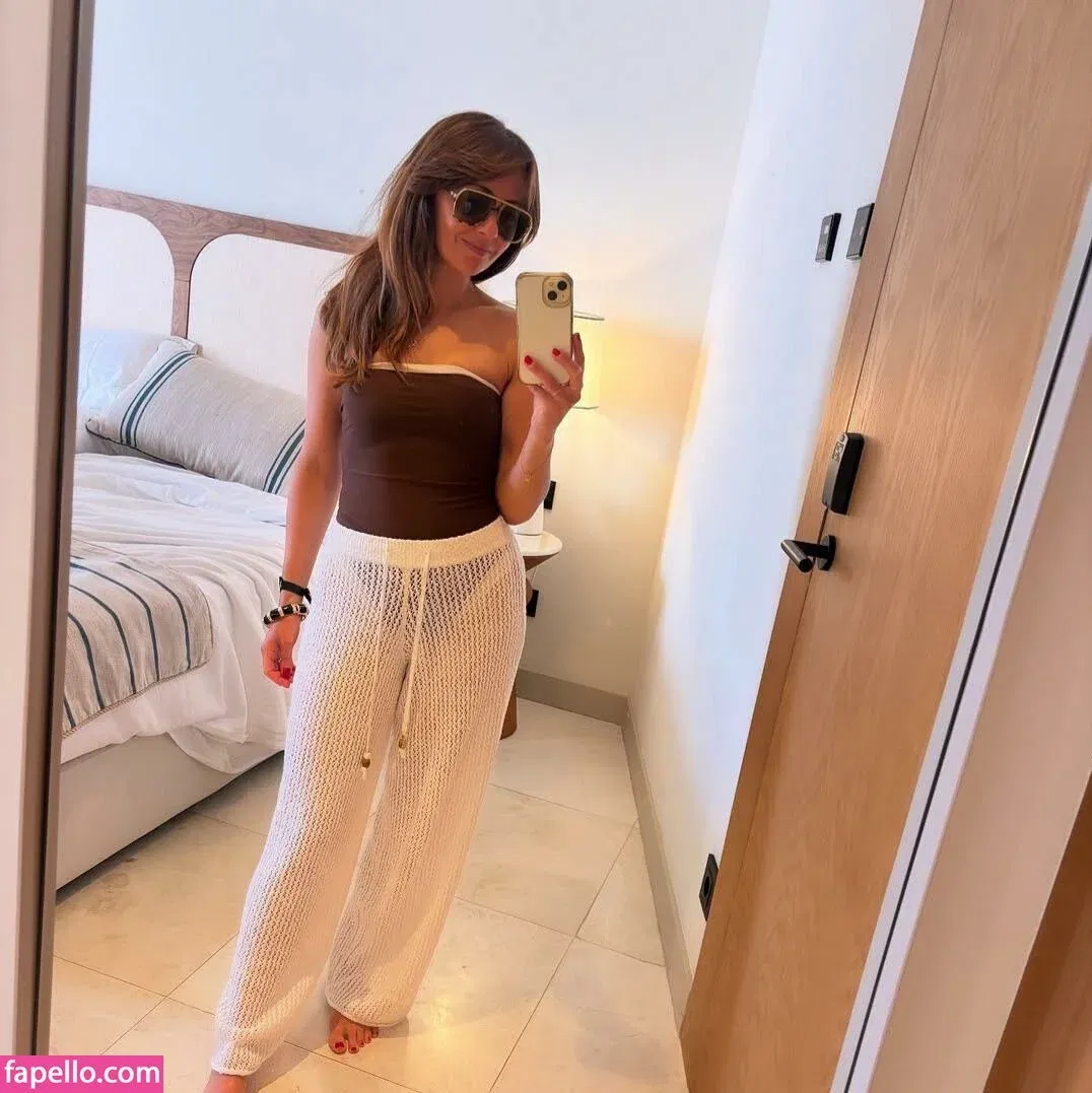 Samia Ghadie Onlyfans Photo Gallery 