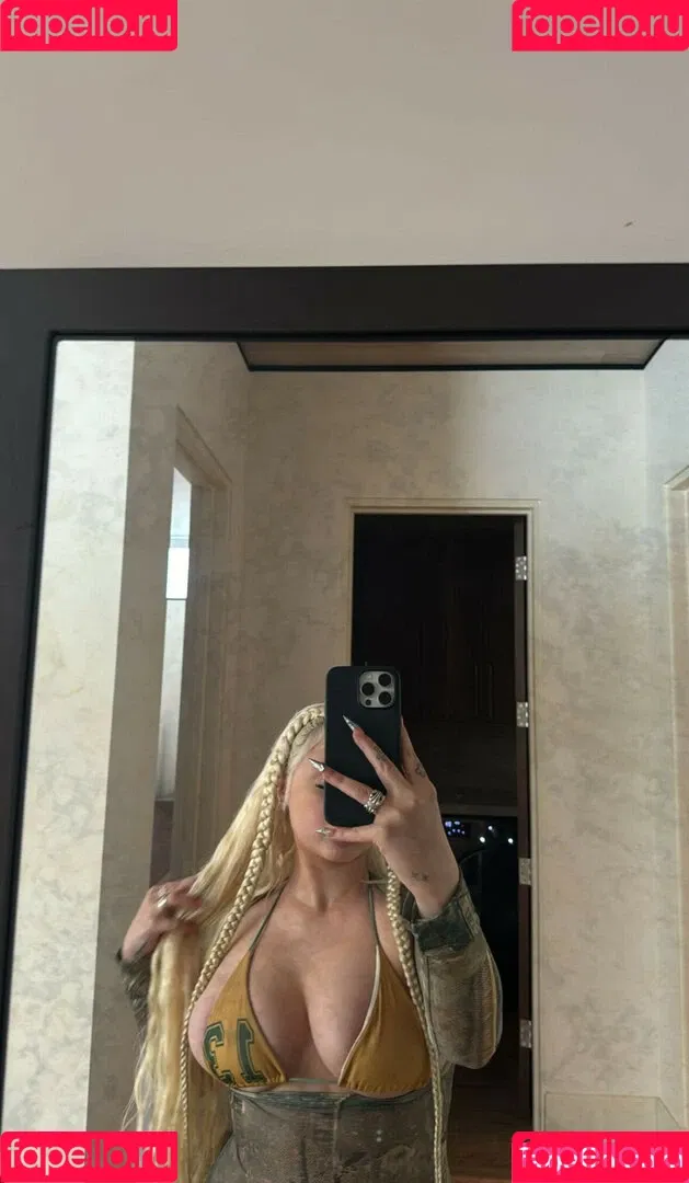 Alabama Barker Onlyfans Photo Gallery 