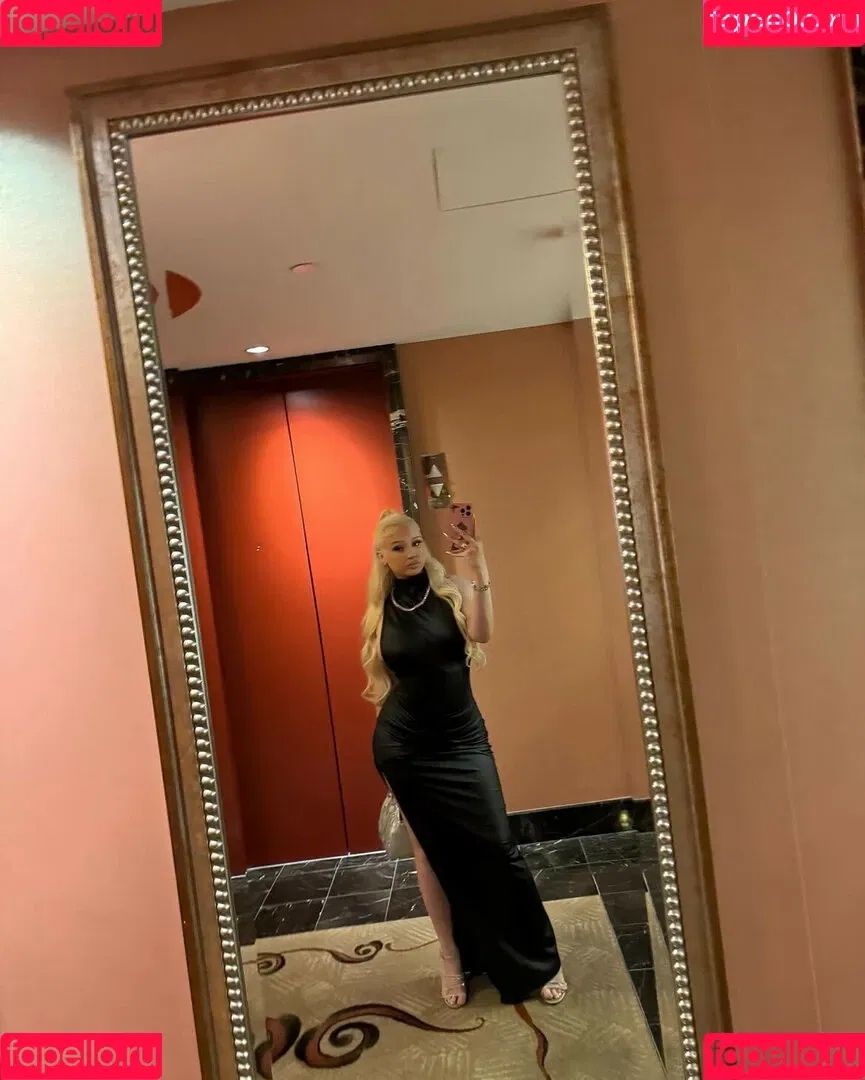 Alabama Barker Onlyfans Photo Gallery 