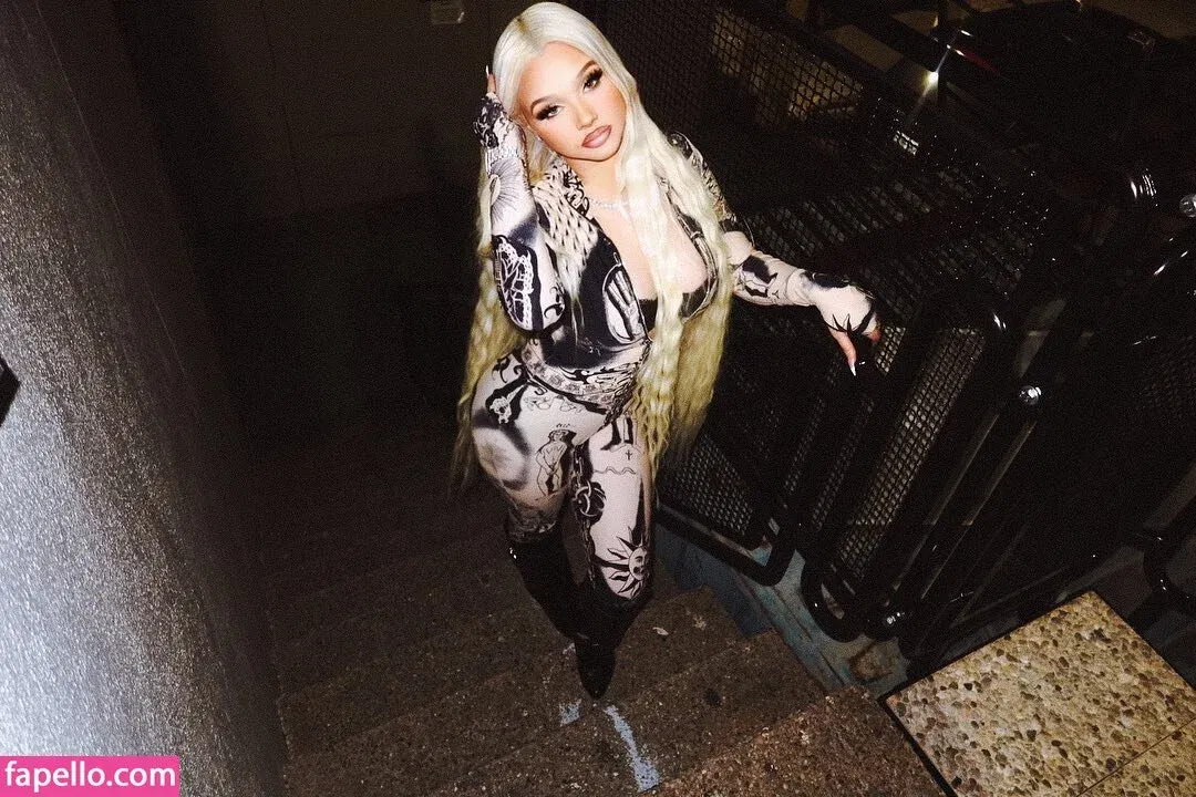 Alabama Barker Onlyfans Photo Gallery 