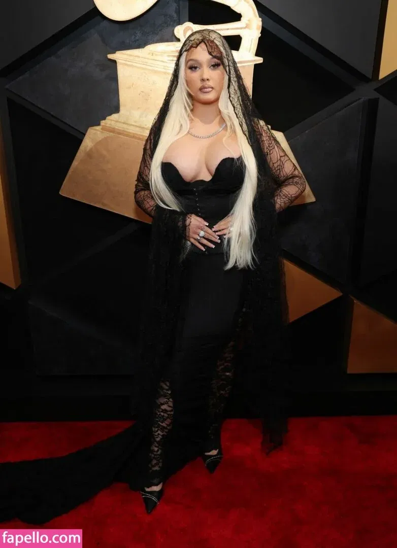 Alabama Barker Onlyfans Photo Gallery 