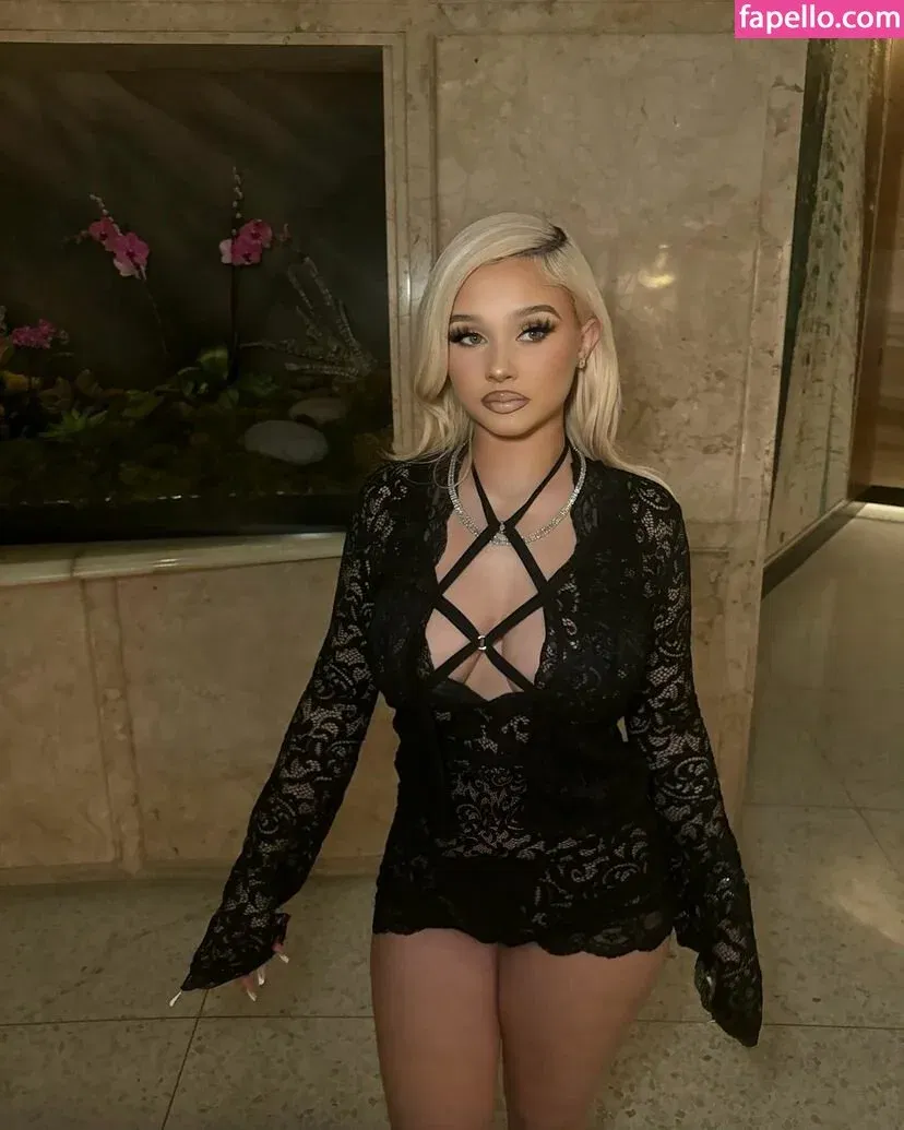 Alabama Barker Onlyfans Photo Gallery 