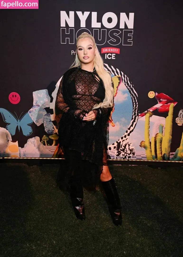 Alabama Barker Onlyfans Photo Gallery 