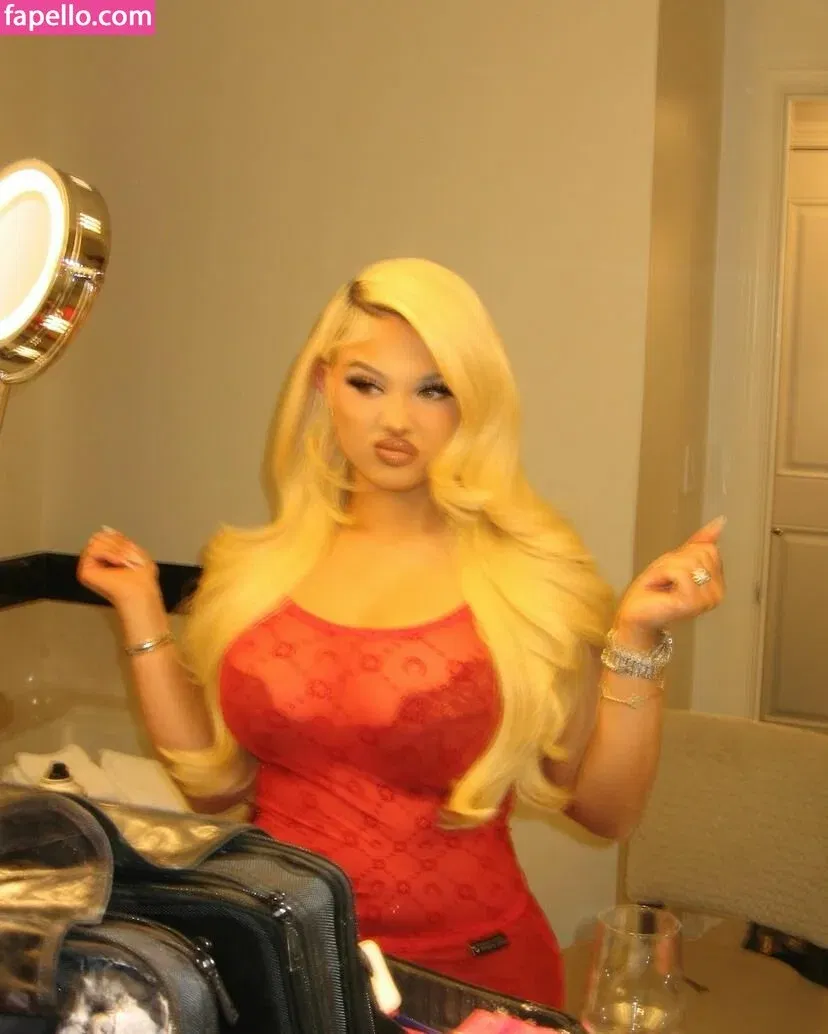 Alabama Barker Onlyfans Photo Gallery 