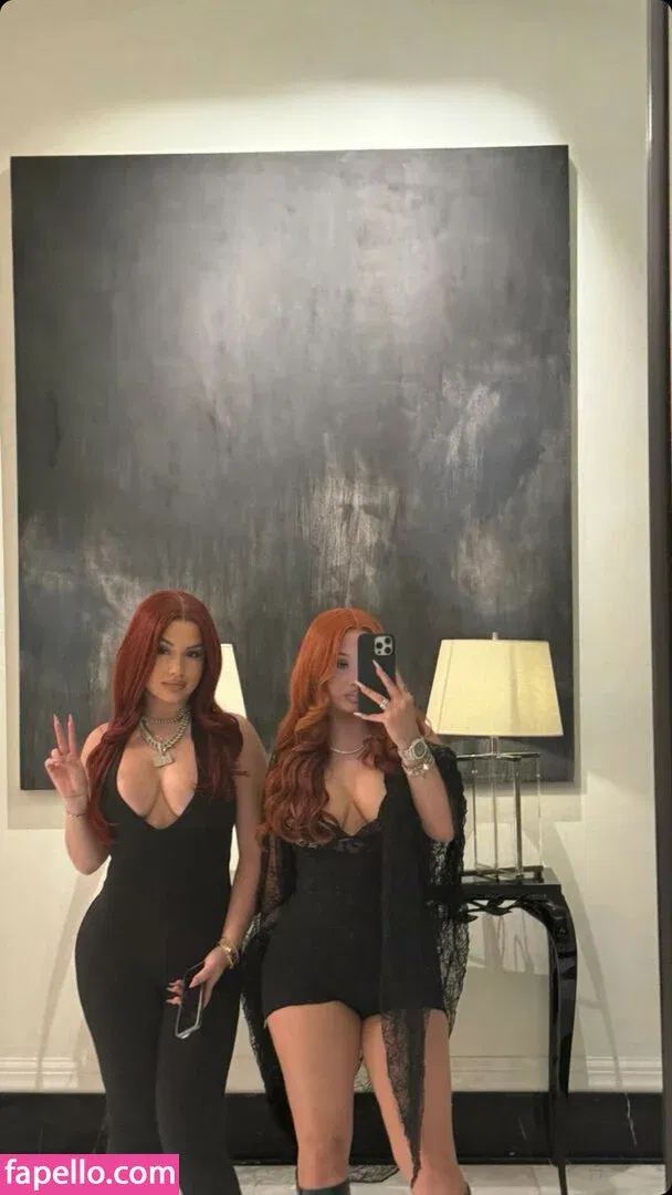 Alabama Barker Onlyfans Photo Gallery 