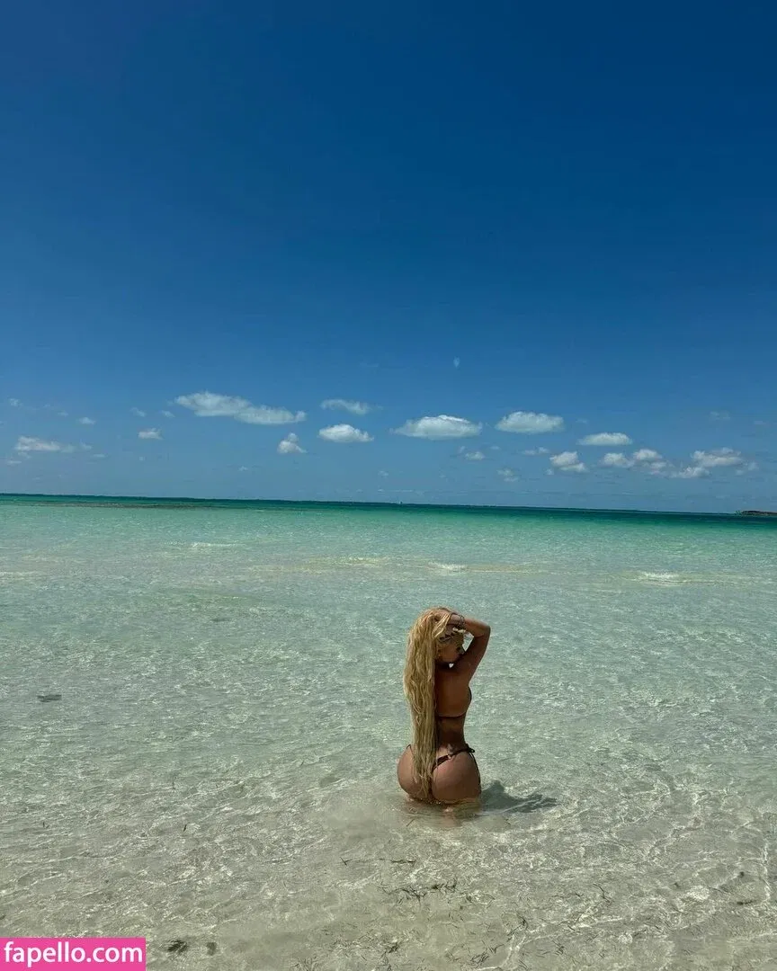 Alabama Barker Onlyfans Photo Gallery 