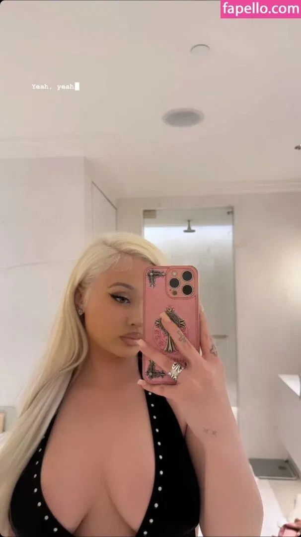 Alabama Barker Onlyfans Photo Gallery 