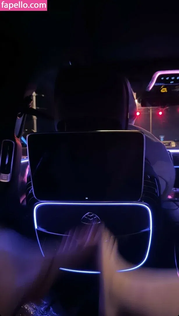 Alabama Barker Onlyfans Photo Gallery 