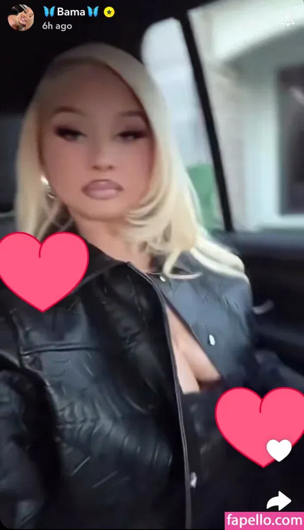 Alabama Barker Onlyfans Photo Gallery 