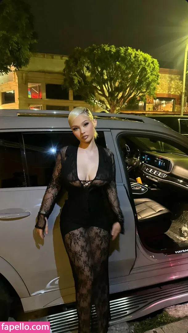 Alabama Barker Onlyfans Photo Gallery 