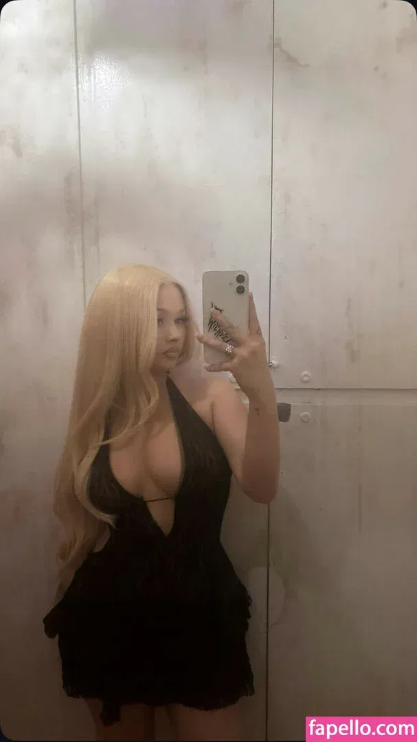 Alabama Barker Onlyfans Photo Gallery 