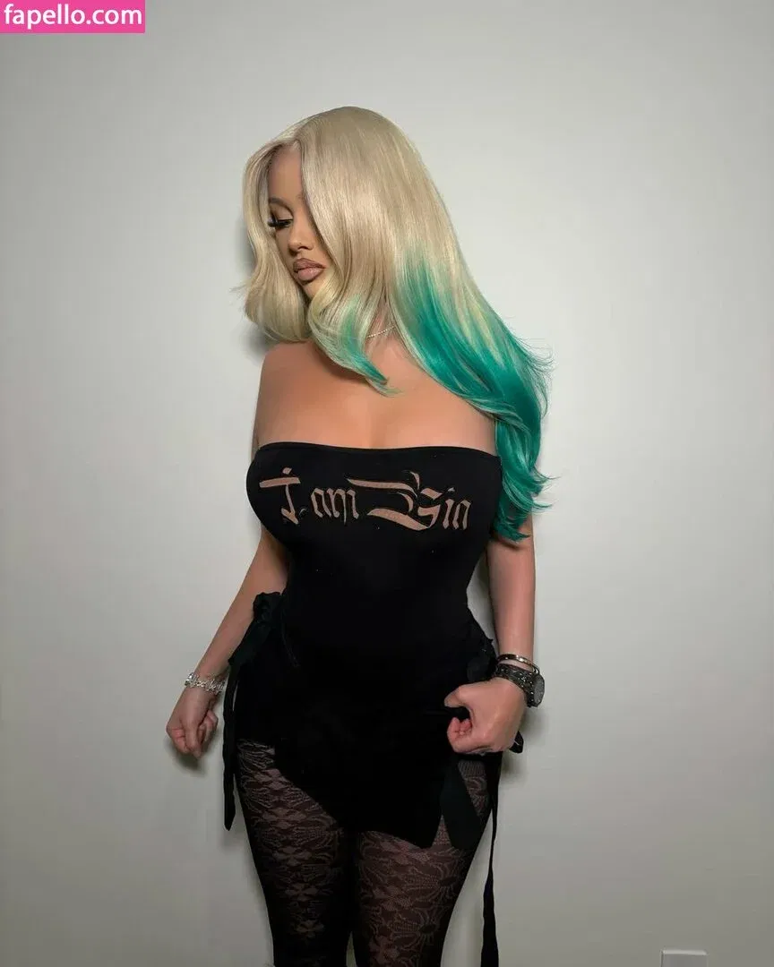 Alabama Barker Onlyfans Photo Gallery 