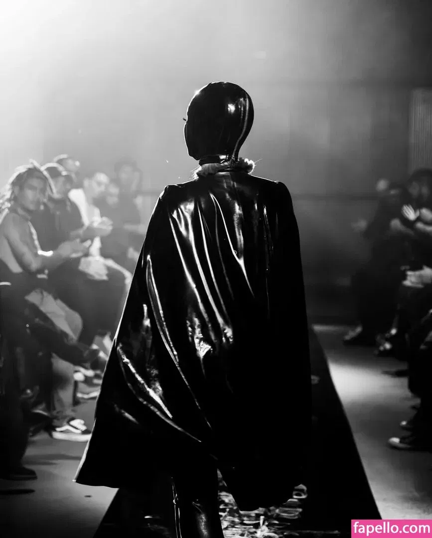 Alabama Barker Onlyfans Photo Gallery 