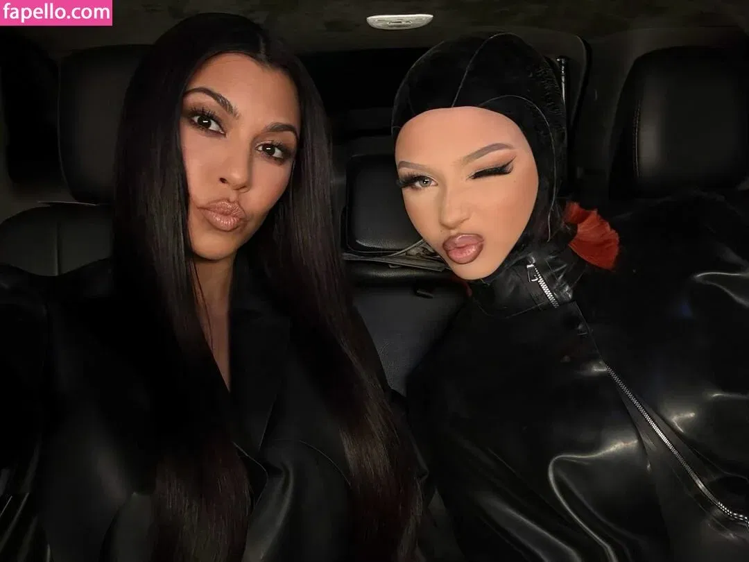 Alabama Barker Onlyfans Photo Gallery 