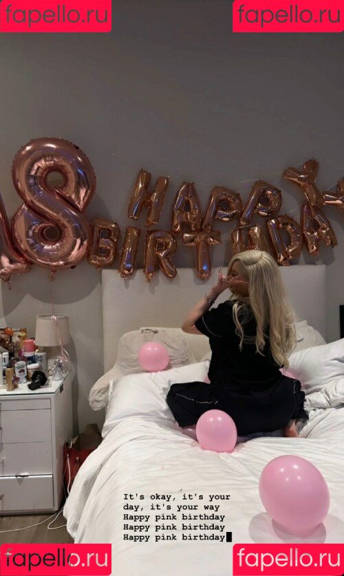 Alabama Barker Onlyfans Photo Gallery 