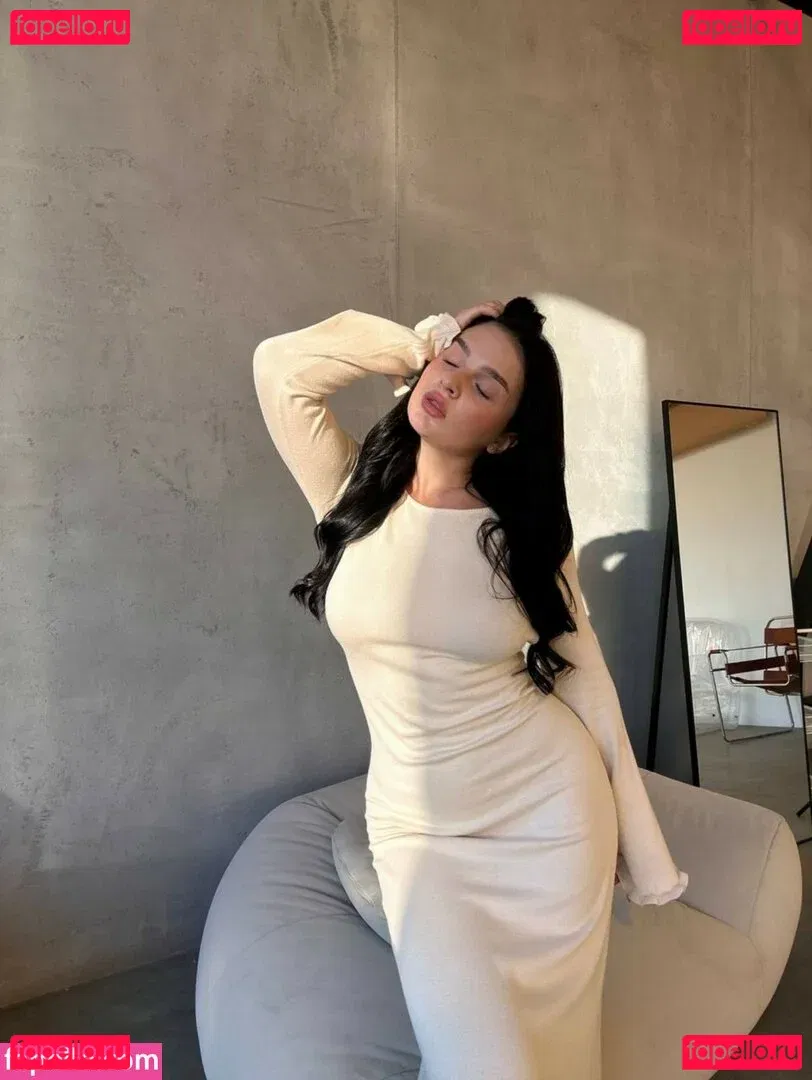 Molly Fit Onlyfans Photo Gallery 