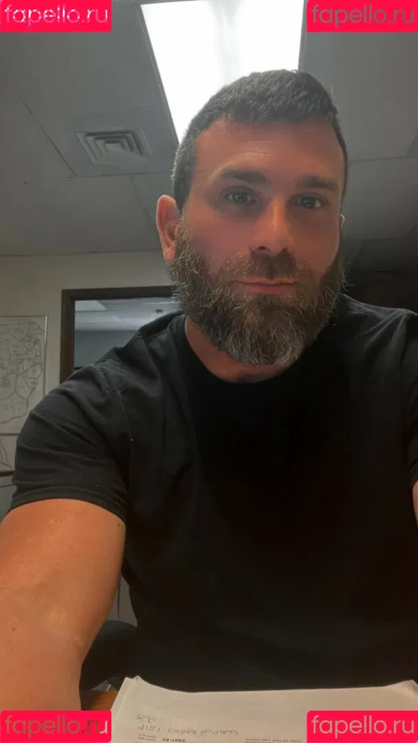 megadongx Onlyfans Photo Gallery 