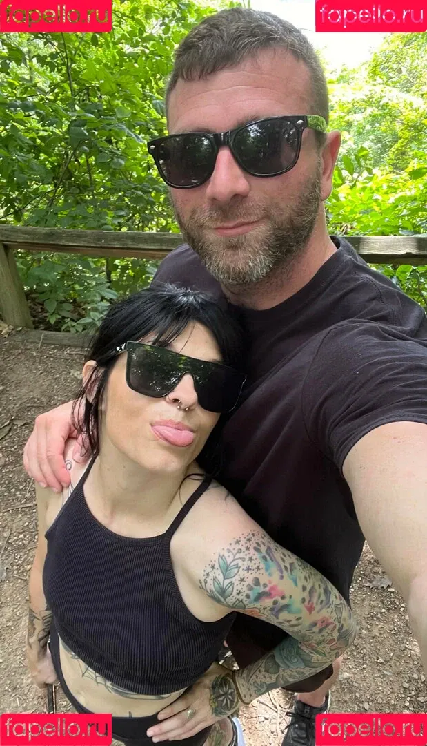 megadongx Onlyfans Photo Gallery 