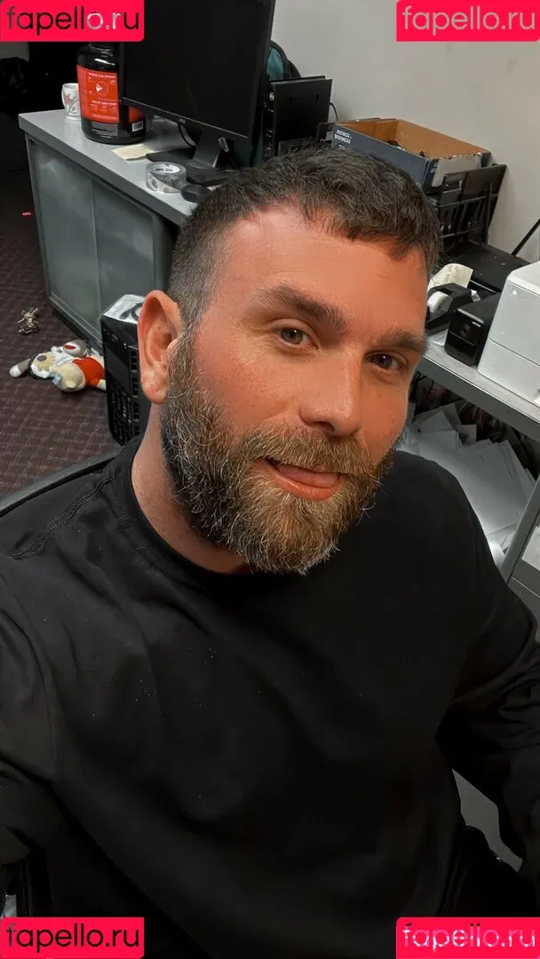 megadongx Onlyfans Photo Gallery 