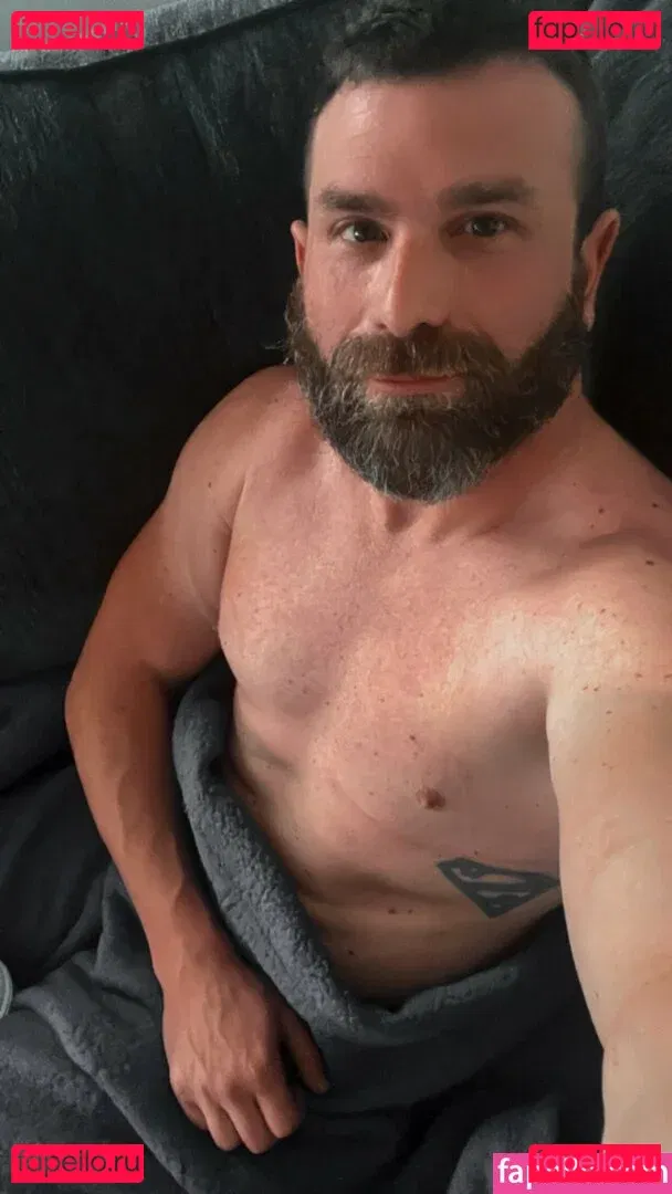 megadongx Onlyfans Photo Gallery 