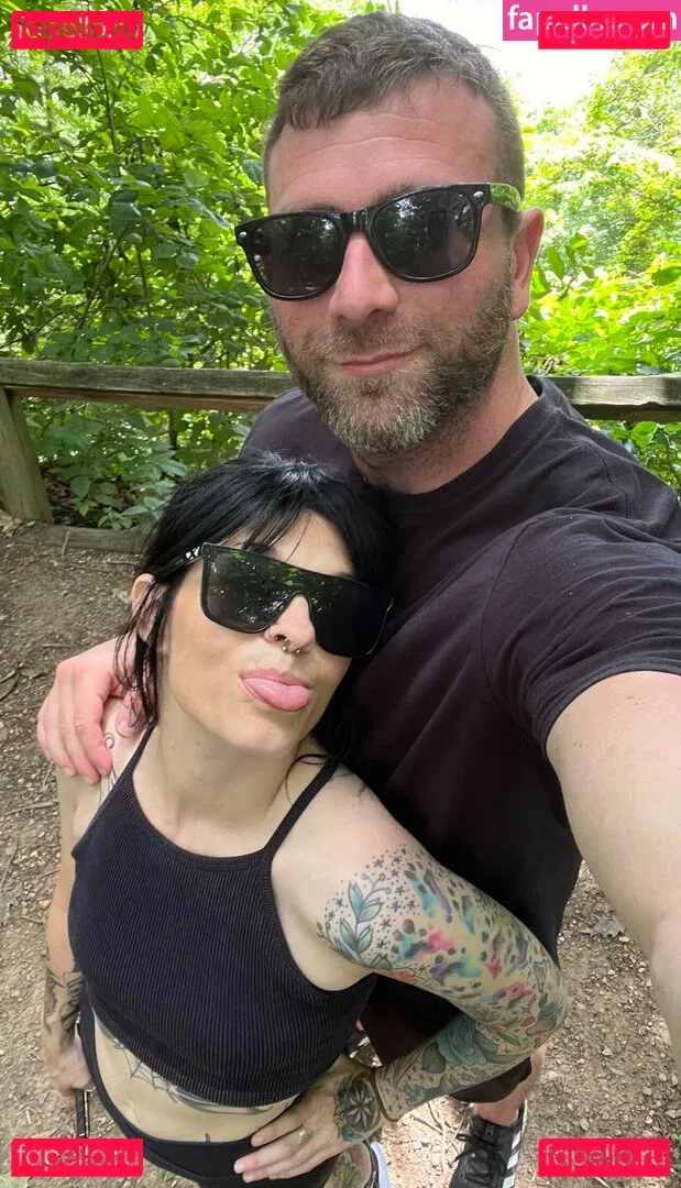 megadongx Onlyfans Photo Gallery 