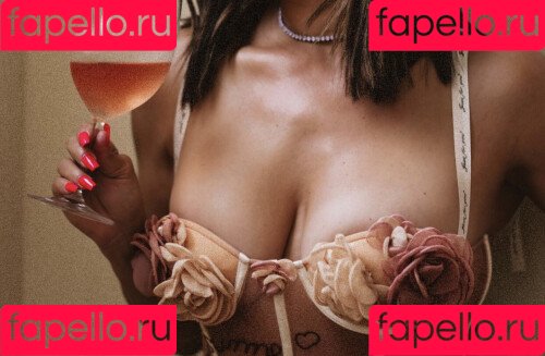 Brie Bella Onlyfans Photo Gallery 