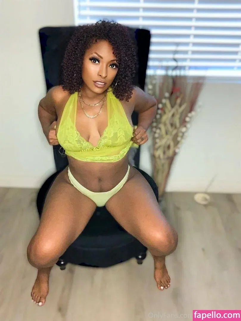 indulgechaos Onlyfans Photo Gallery 