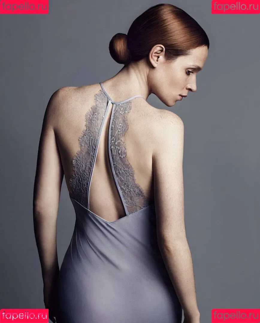 Karoline Herfurth Onlyfans Photo Gallery 