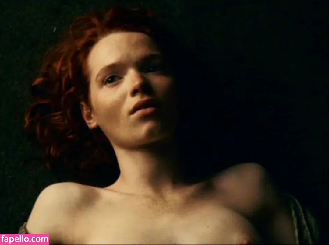 Karoline Herfurth Onlyfans Photo Gallery 