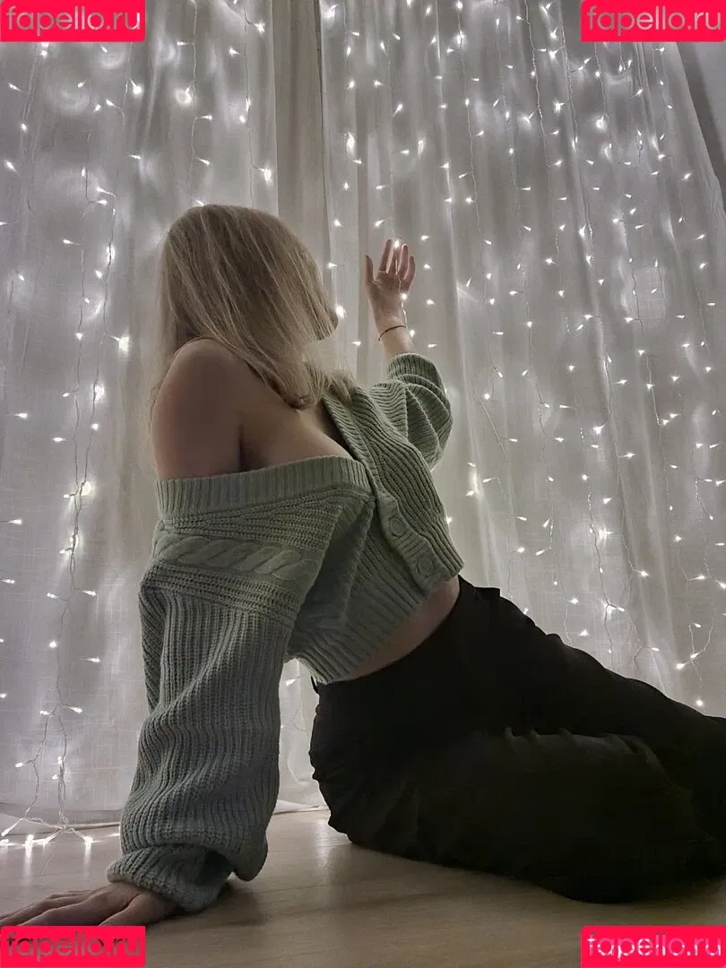 Katrine ASMR Onlyfans Photo Gallery 