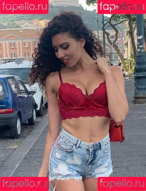 Sara Quattrociocche Onlyfans Photo Gallery 